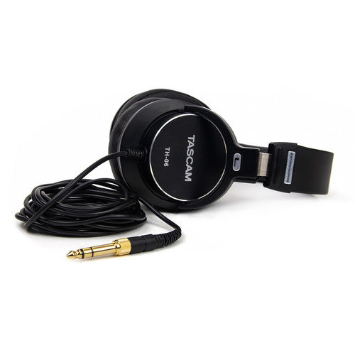 TASCAM TH-06 Bass XL Monitoring Headphones